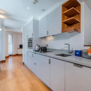 Apartment - Tower Hill - Centre By Prime N-8, London