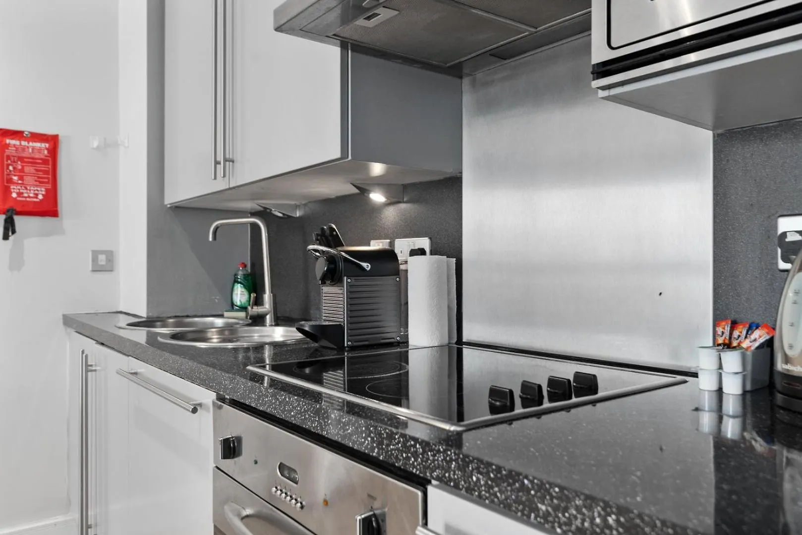 Guestready - City Escape In Tower Hill Apartment London 0*,